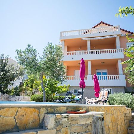 Apartmani Cubela Трогир Екстериор снимка