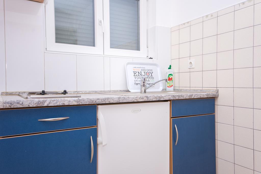 Apartmani Cubela Трогир Екстериор снимка