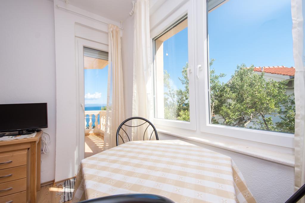 Apartmani Cubela Трогир Екстериор снимка